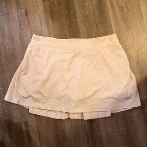 Slazenger White Pleated Golf Skort with Built-In Shorts – Size XL